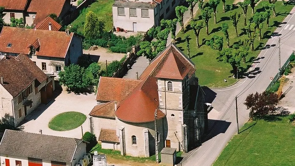 Vue aérienne église Virignin