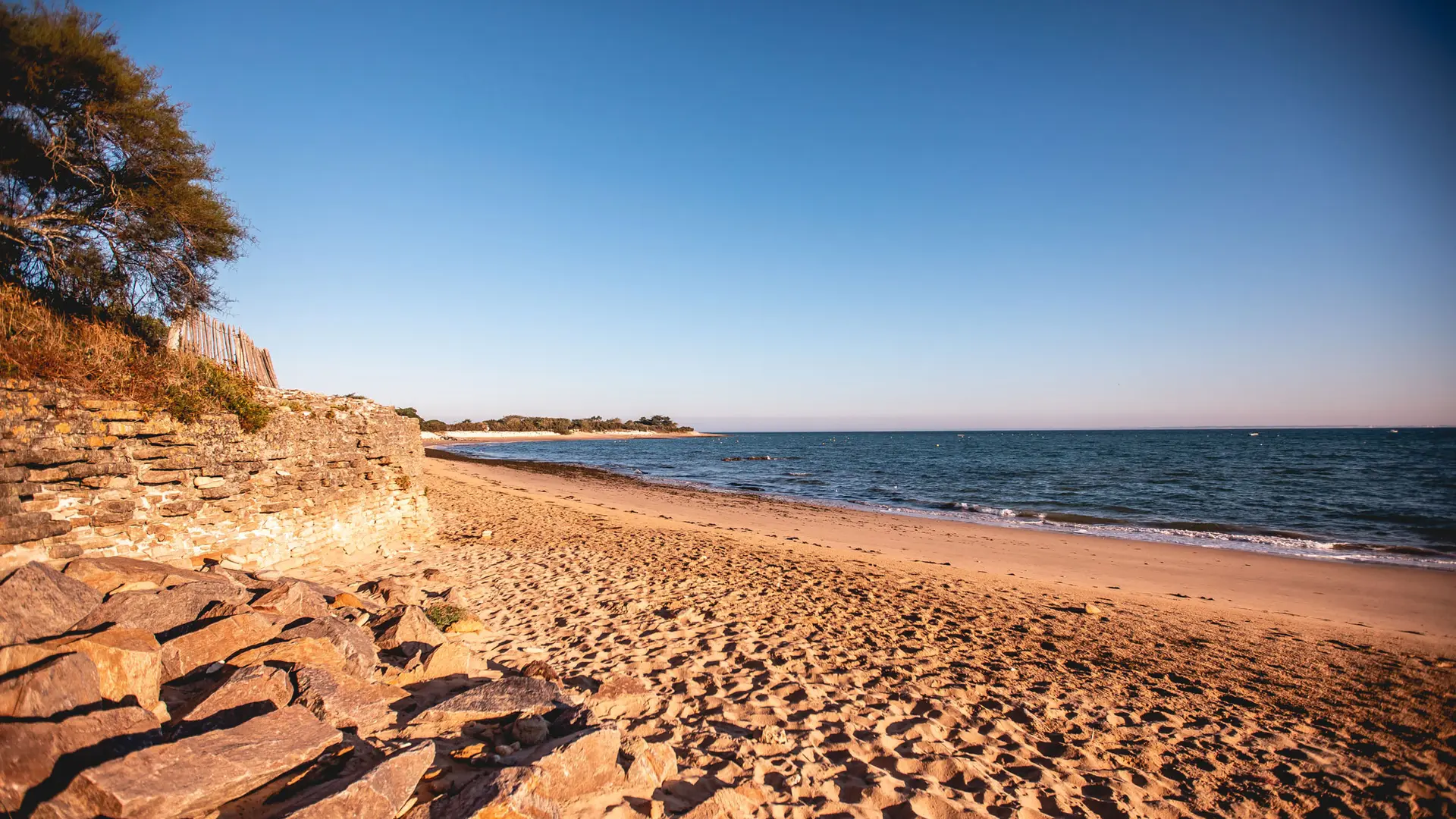 Plage à proximité de l'hôtel de plein air