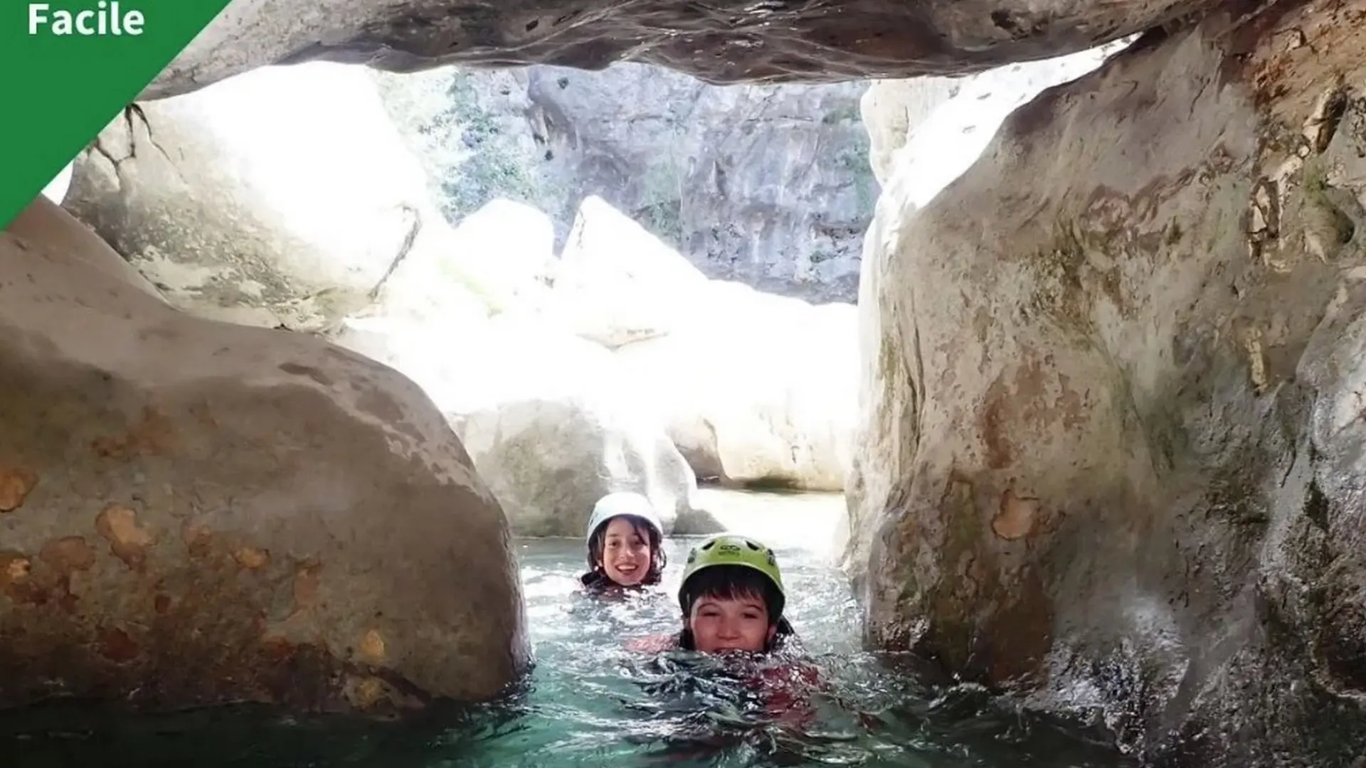 Passage dans le canyon
