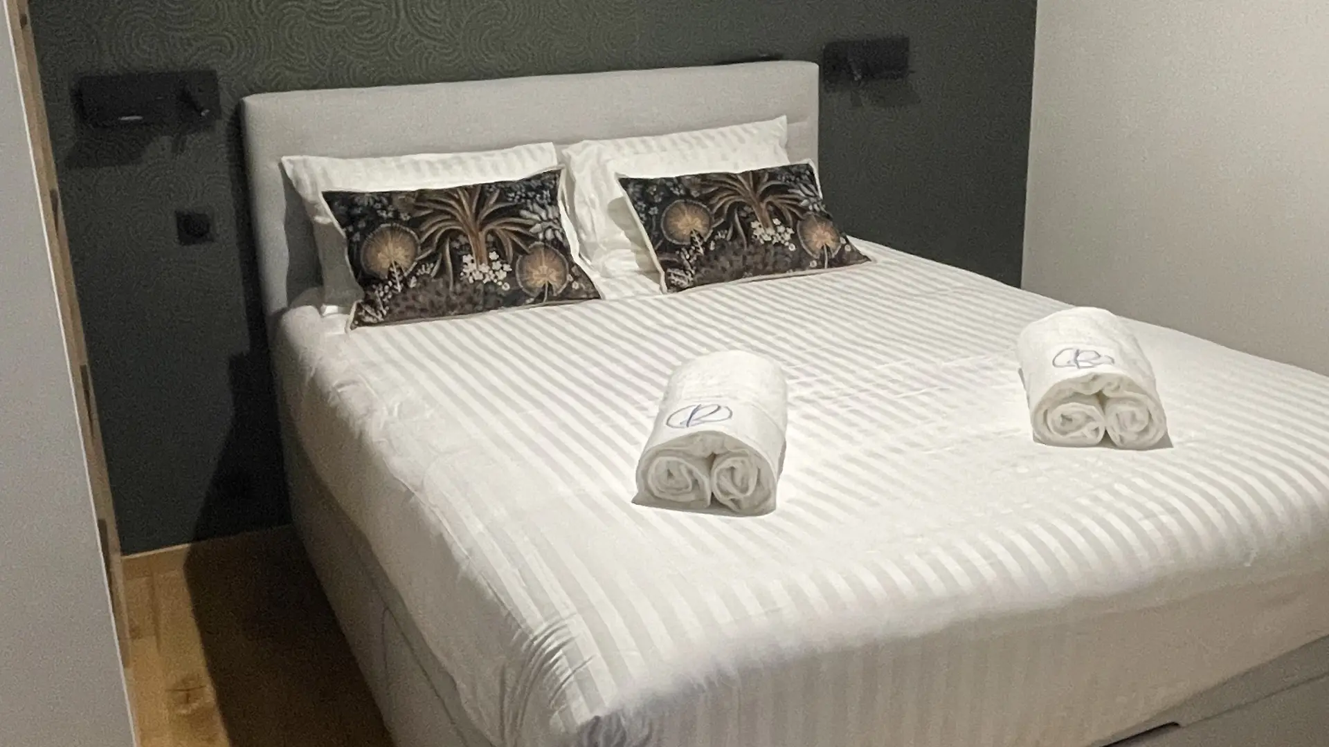 Chambre - Les Restanques du lac SAVINES-LE-LAC