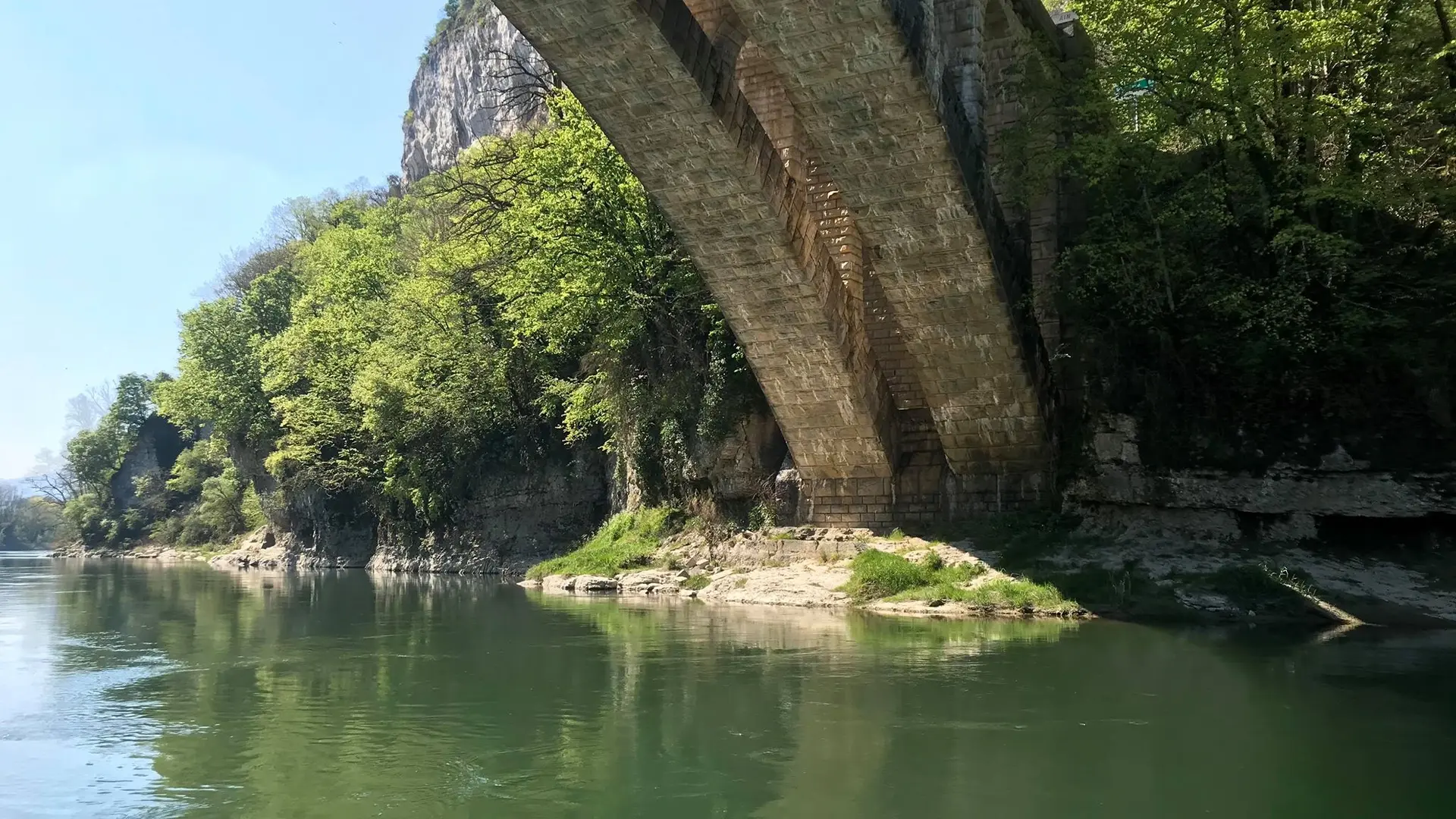 Descente en canoë des gorges de la Balme