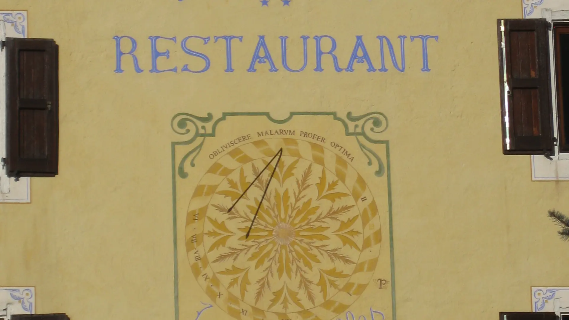 Les cadrans solaires de la Clarée