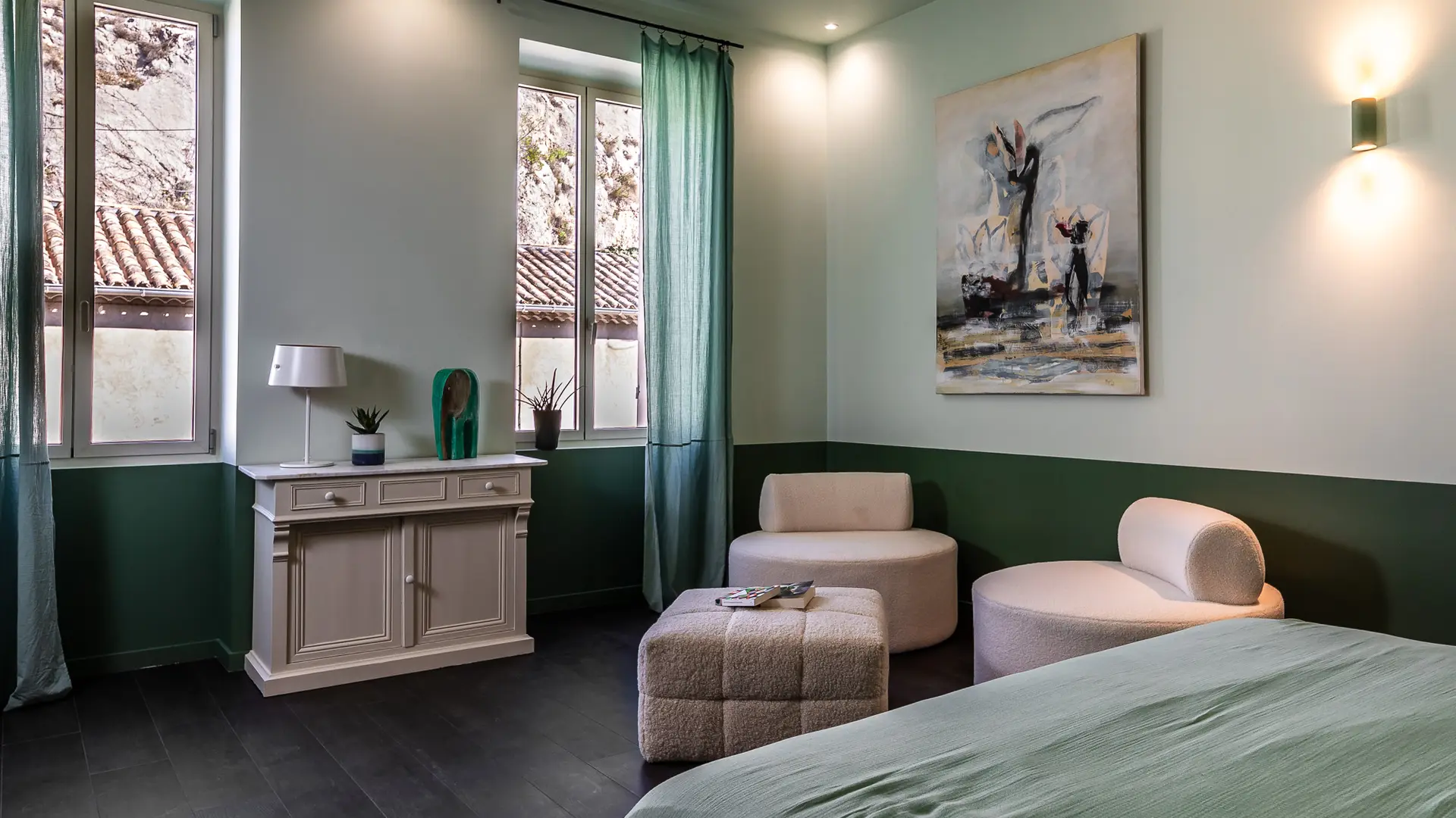 La chambre Emeraude arbore des tons verts