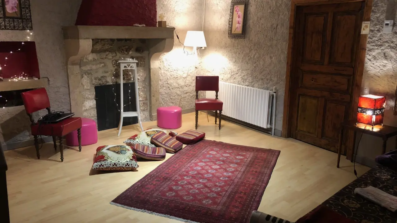 La Ferme : salon