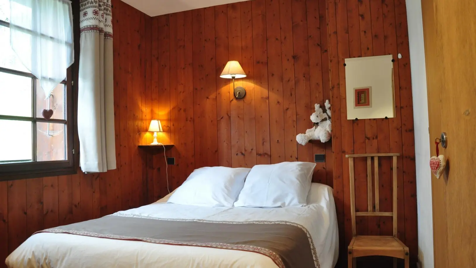 chambre 1 : 1 lit de 140cm