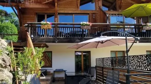 La terrasse inférieur