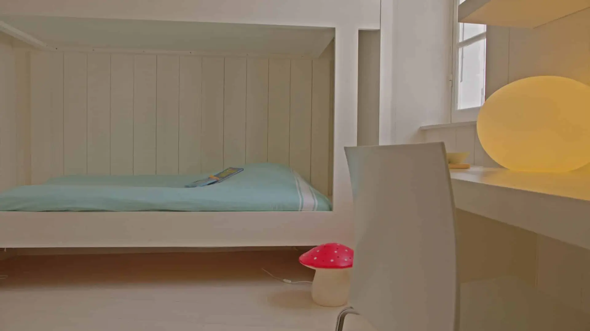 Viertes Schlafzimmer mit Ausziehbett für Kinder