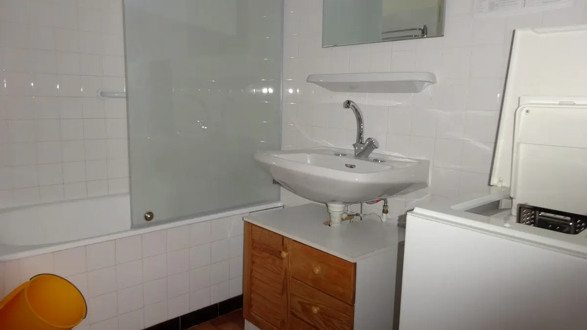 Salle de bain Meublé Monjanel La Marrons Chaillol