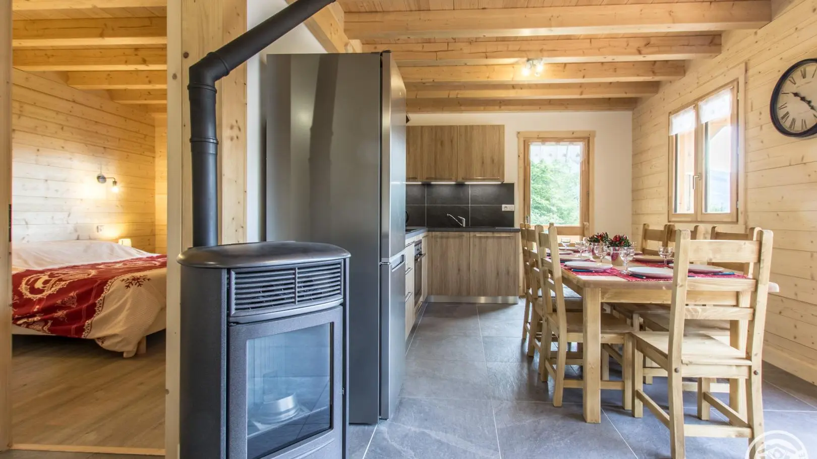 Séjour avec poêle à bois