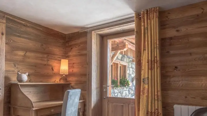 Chambre 2 accès terrasse