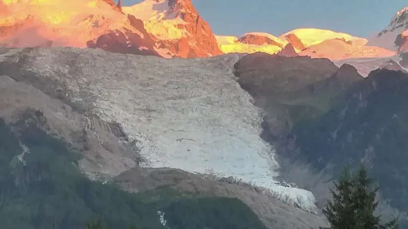 coucher de soleil sur le glacier des Bossons