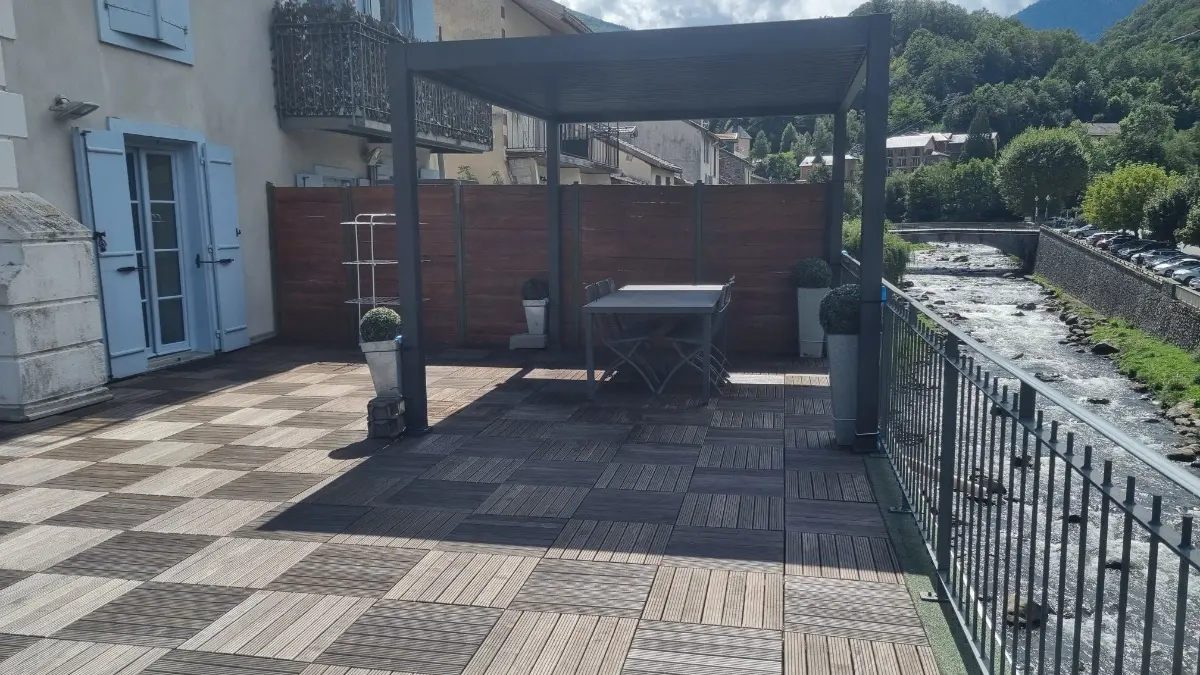 Terrasse entièrement privative de 70 m2