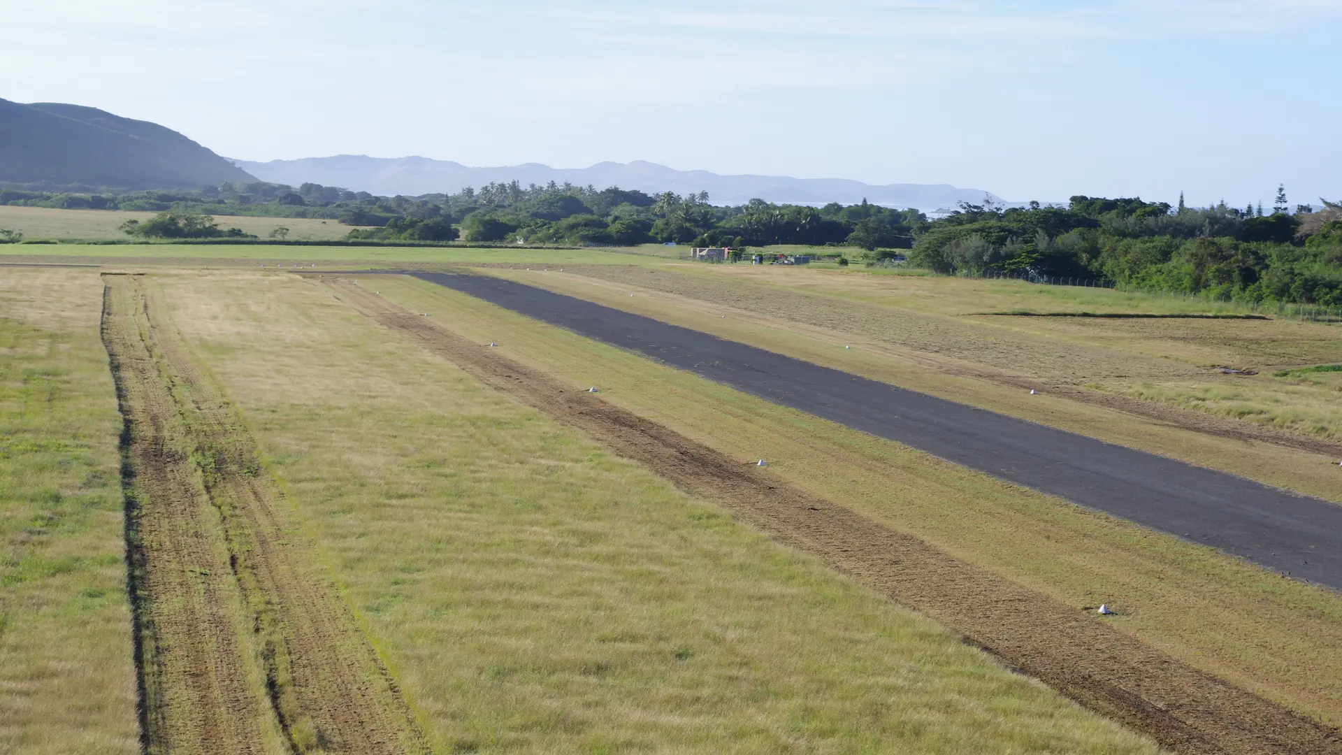 La piste de l'aérodrome