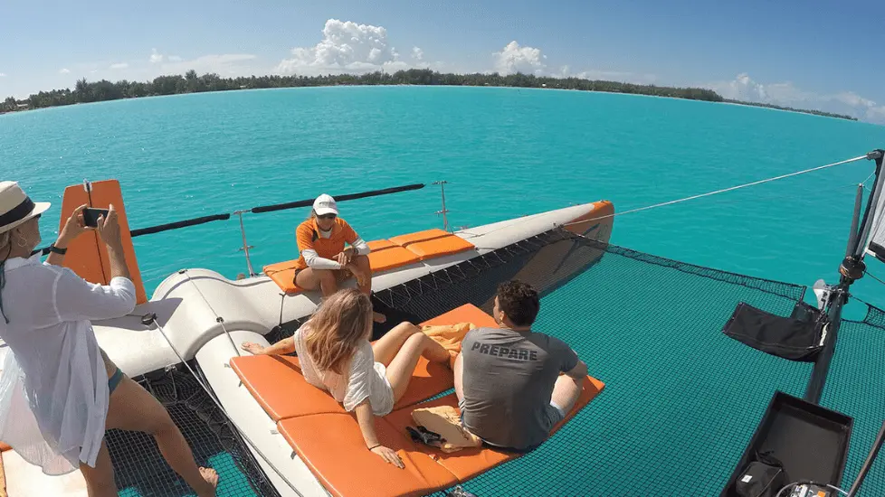 Sailing Bora Bora - Vitamine Sea