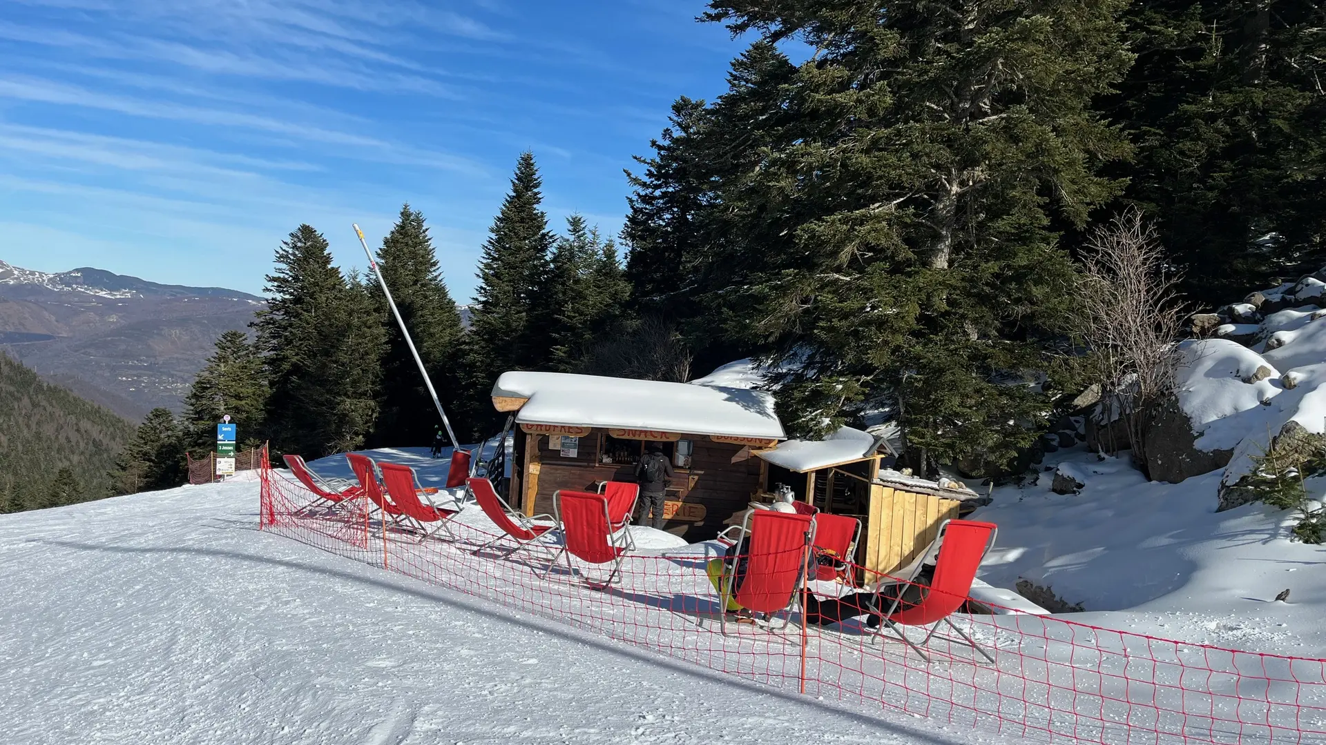 La Belgerie entre sapins, sur le haut de la piste des 3 jasses