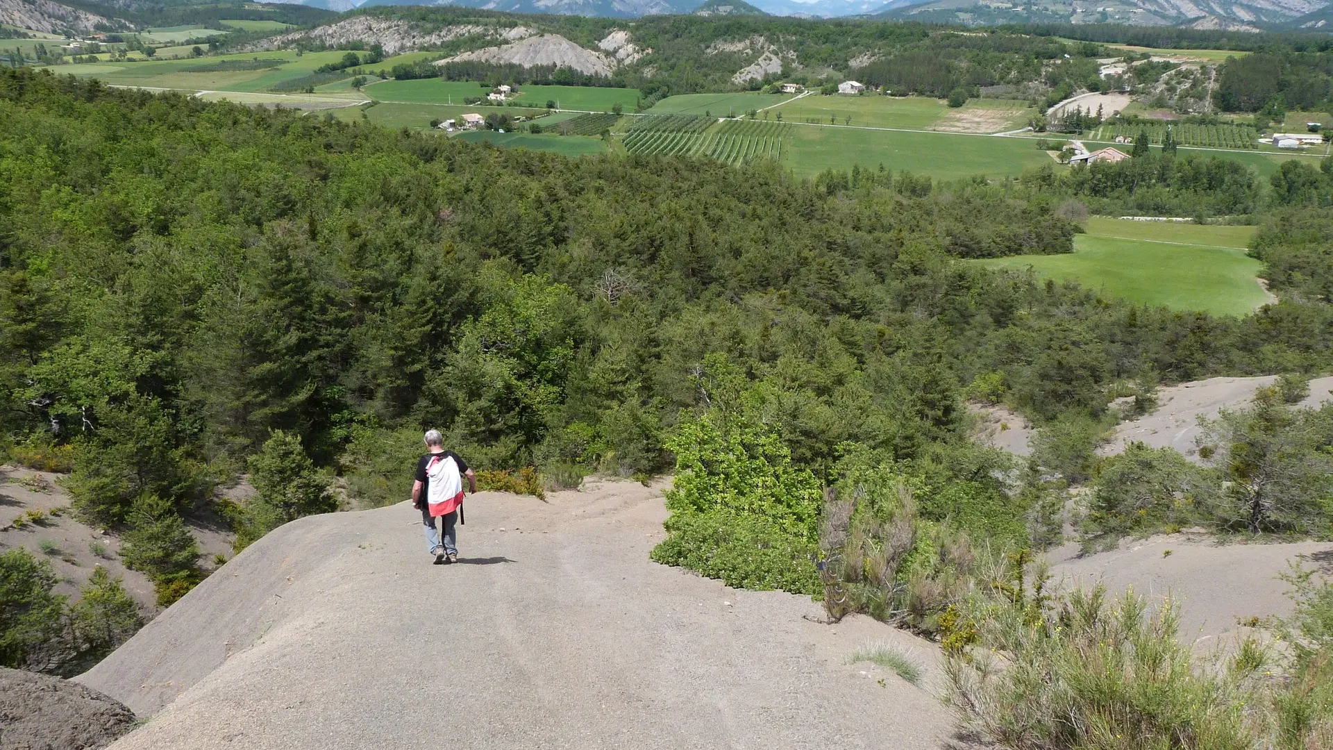 Passage sur le dos des marnes