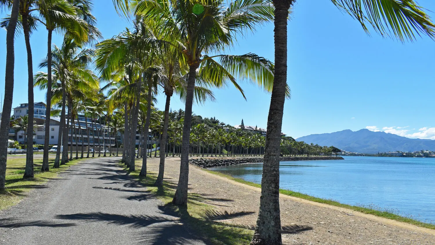 Promenade Pierre Vernier, Nouméa