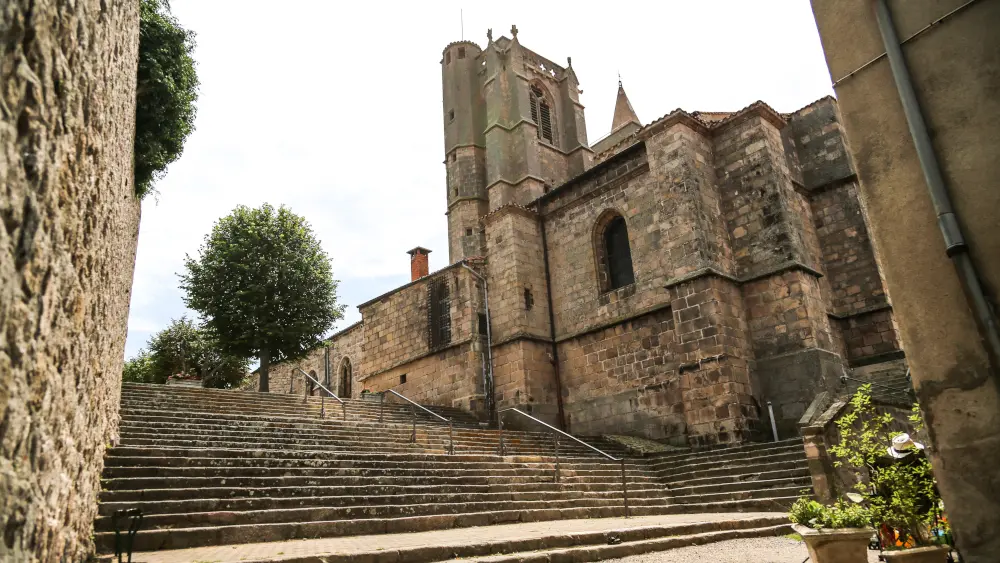 Village de caractère de St Bonnet le Château - Loire
