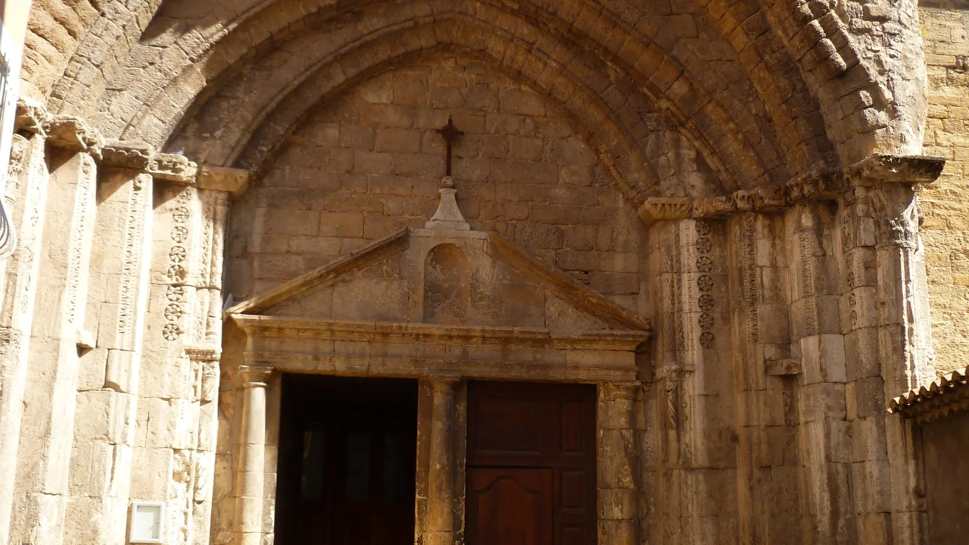 Cathédrale Notre Dame Extérieur