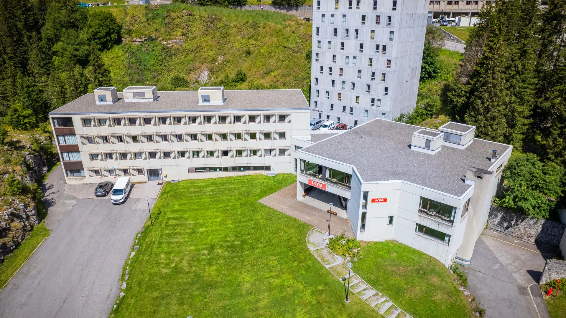 Devanture été de l'UCPA