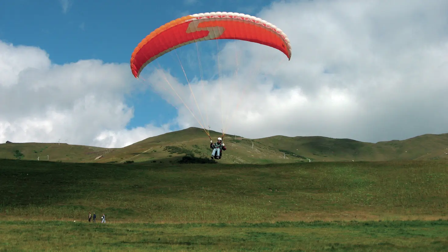Décollage de la Toussuire en parapente
