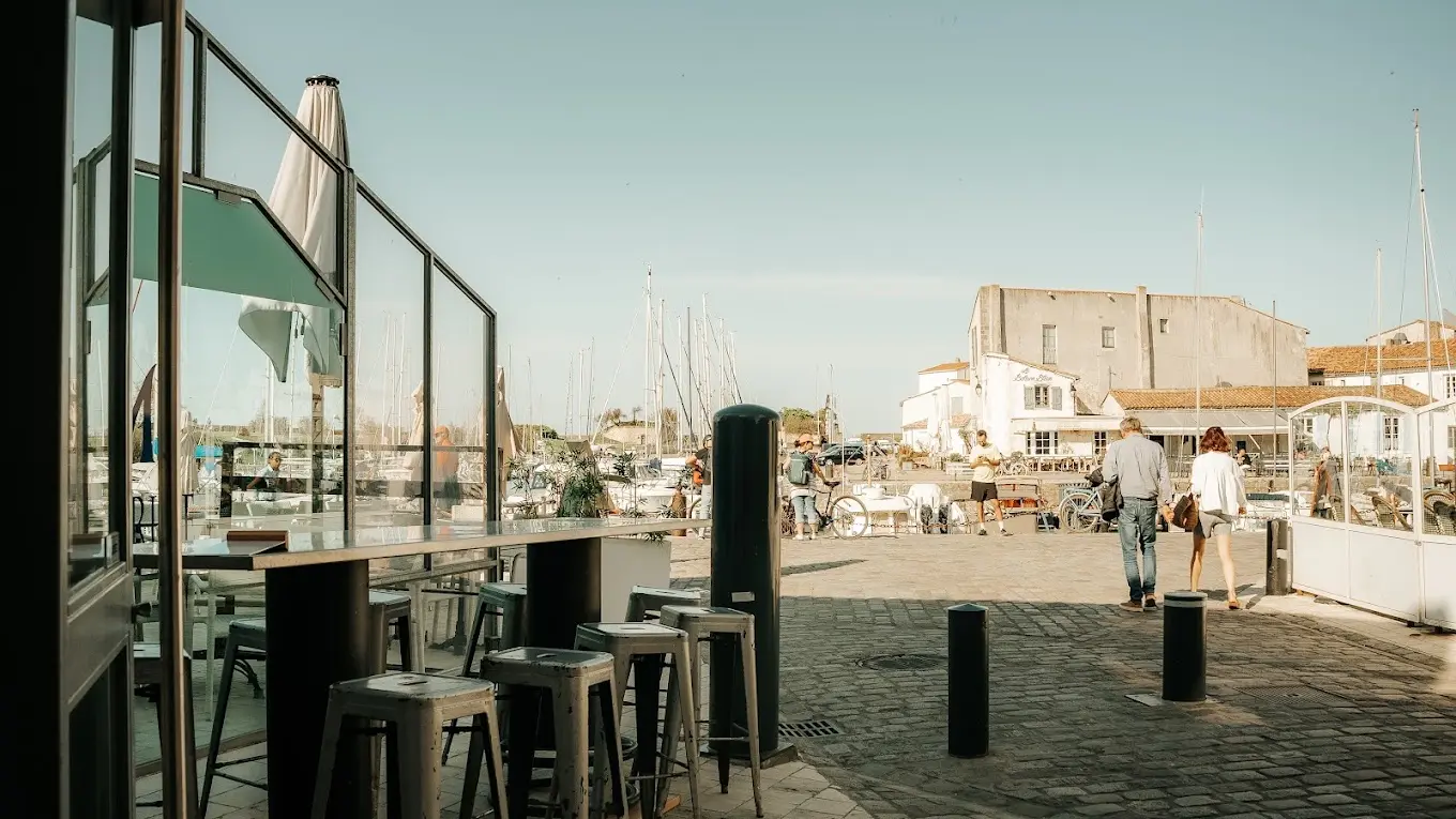 Vue sur le port de Saint-Martin