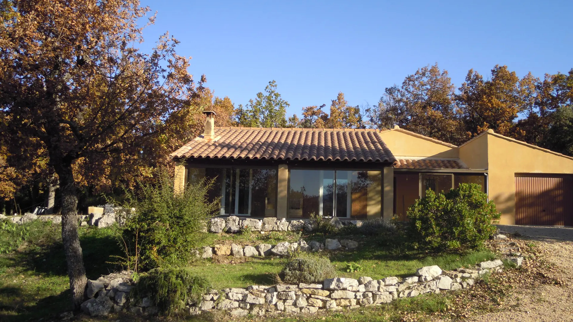 Location - Corinne Martin Deperdu Gervasoni