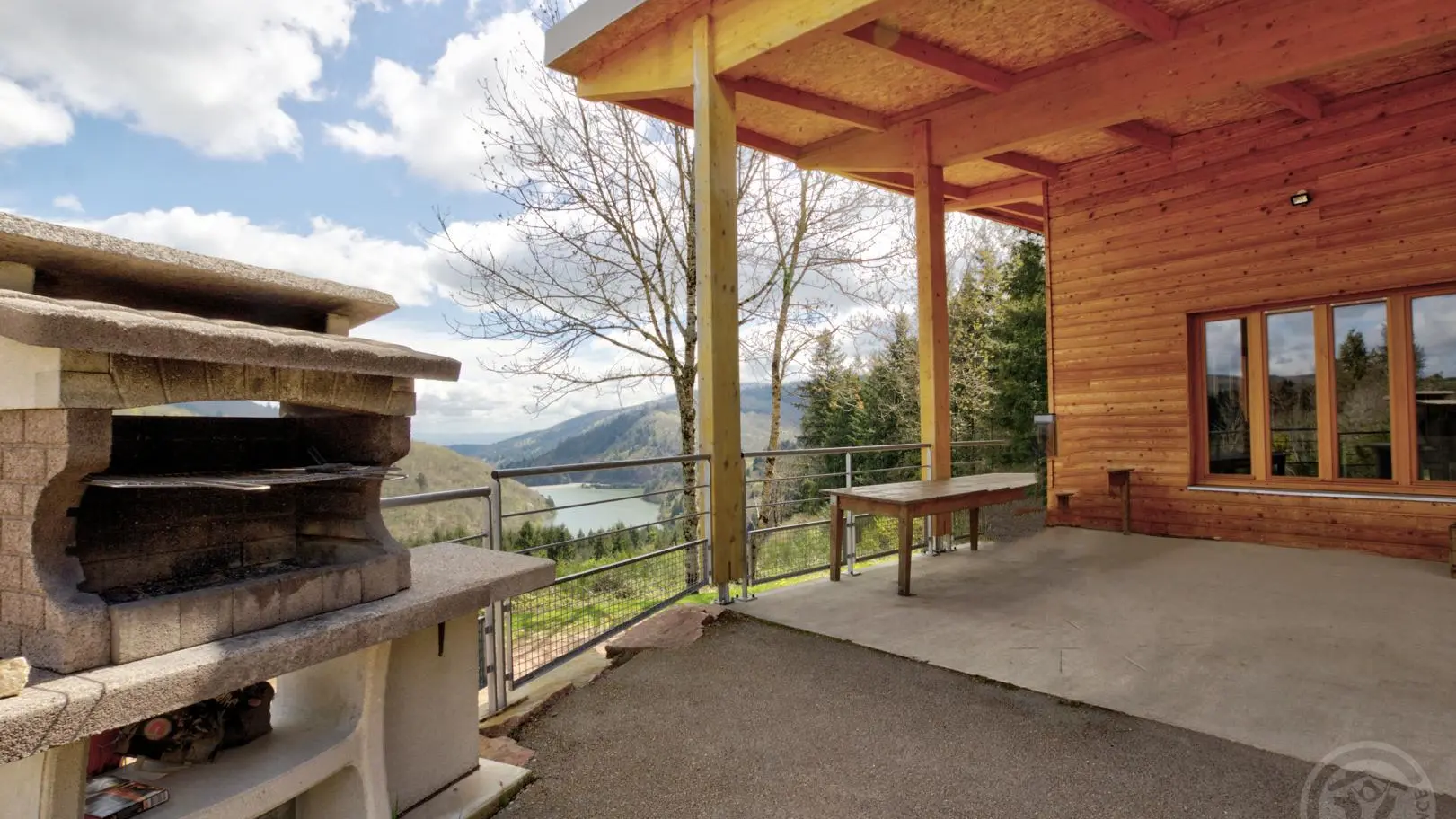 Location de salle possible à partir de 6 chalets réservés.