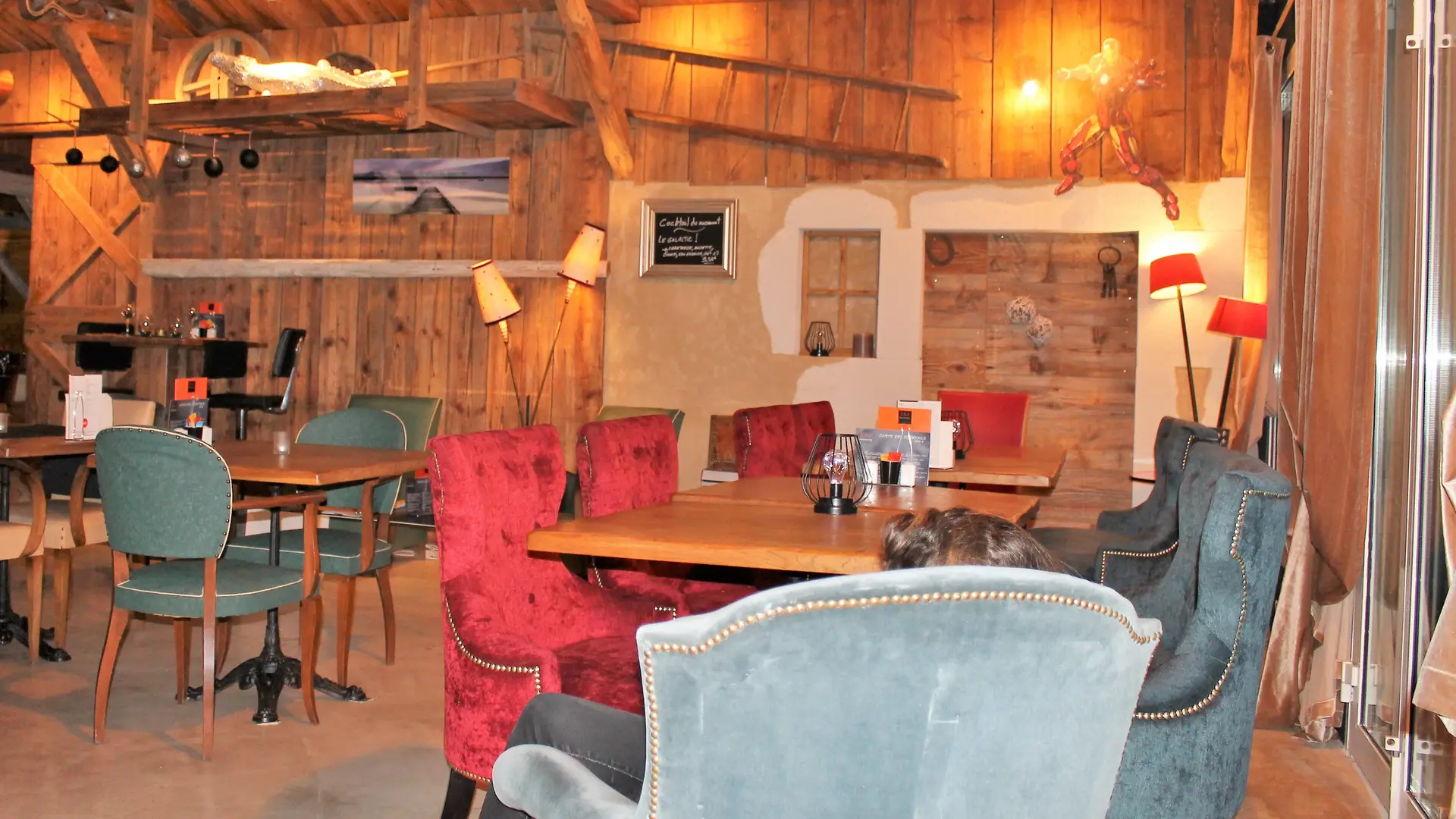 Restaurant bar lounge Lac et Montagne