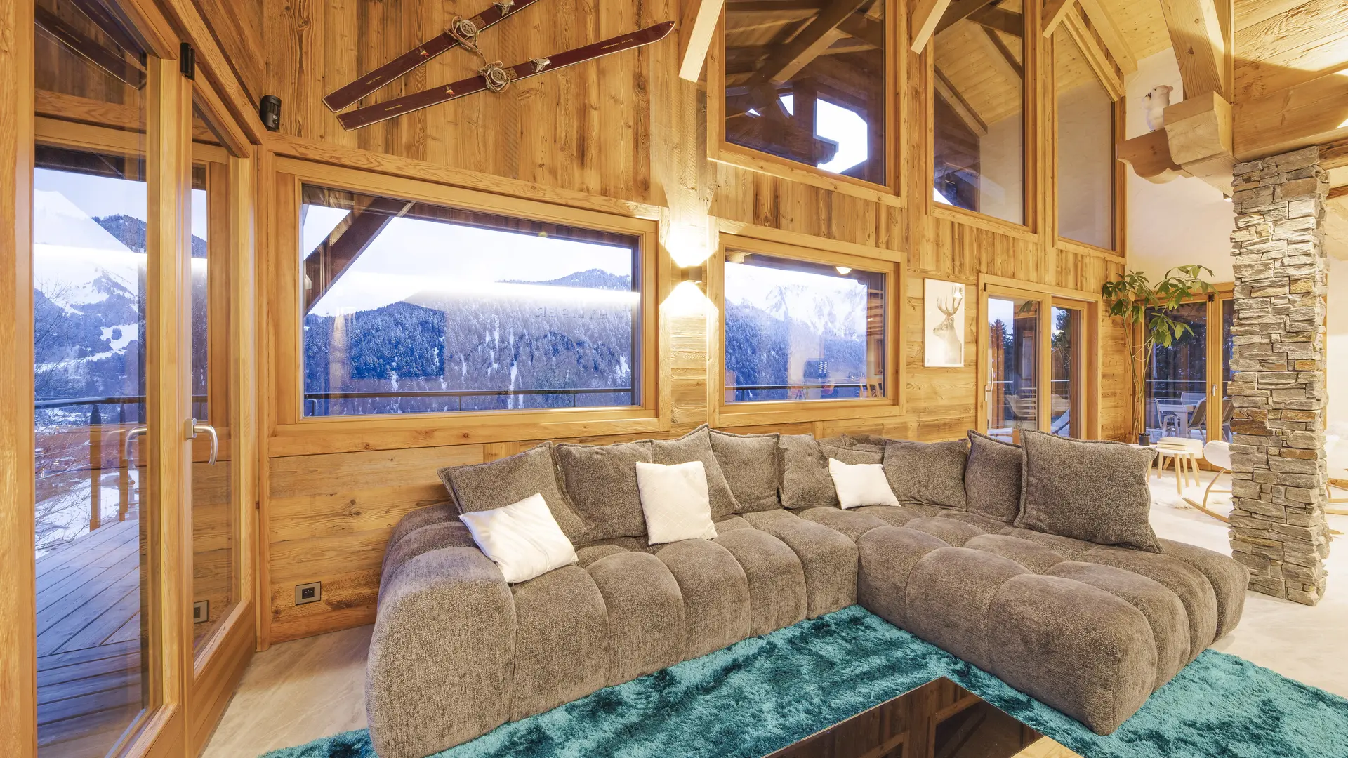 Salon_avec la vue hiver_Chalet Le Whymper_Châtel