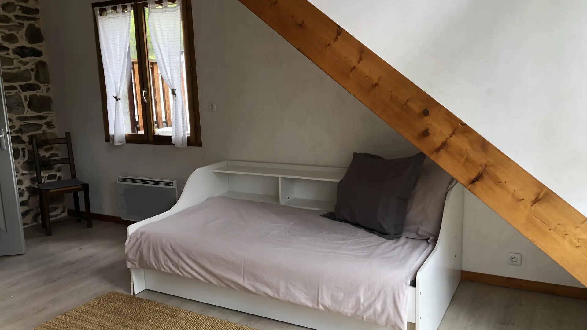 chambre 1 lit simple