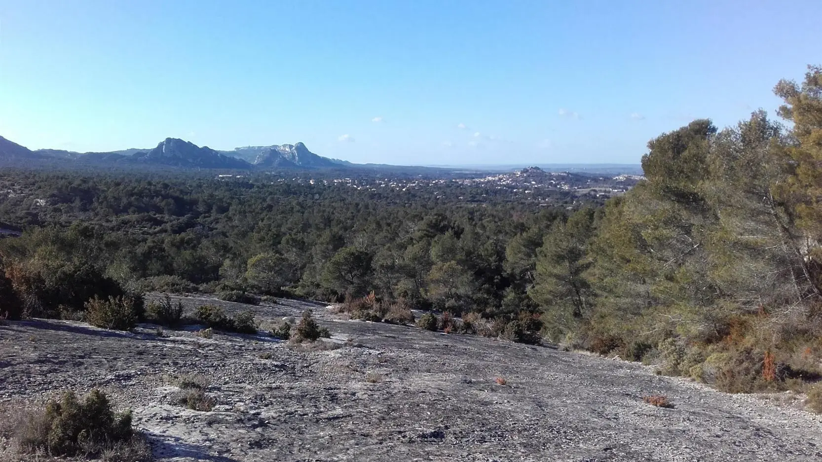 EygaliÃ¨res au pied des Alpilles