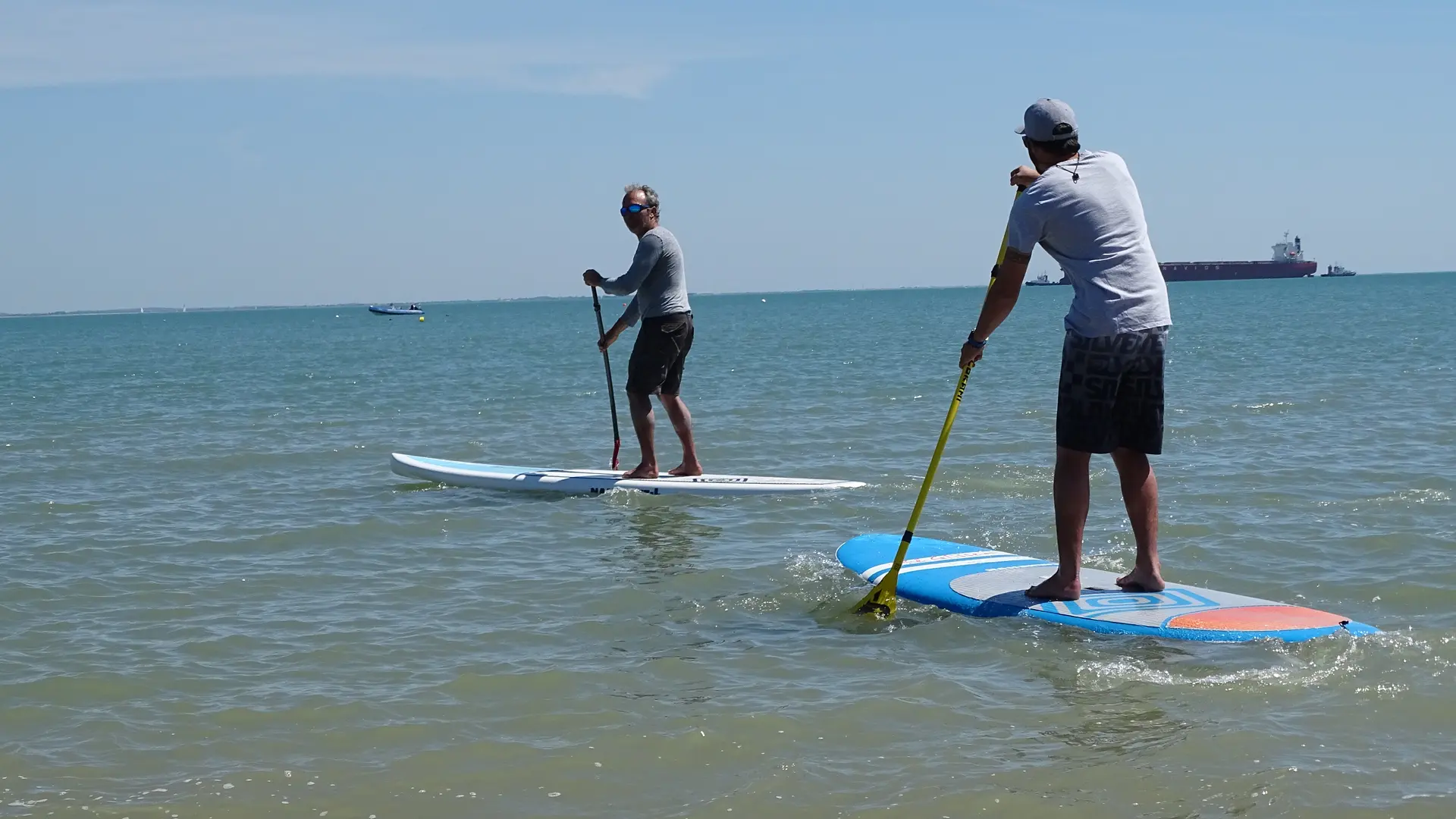 Stand-up paddle