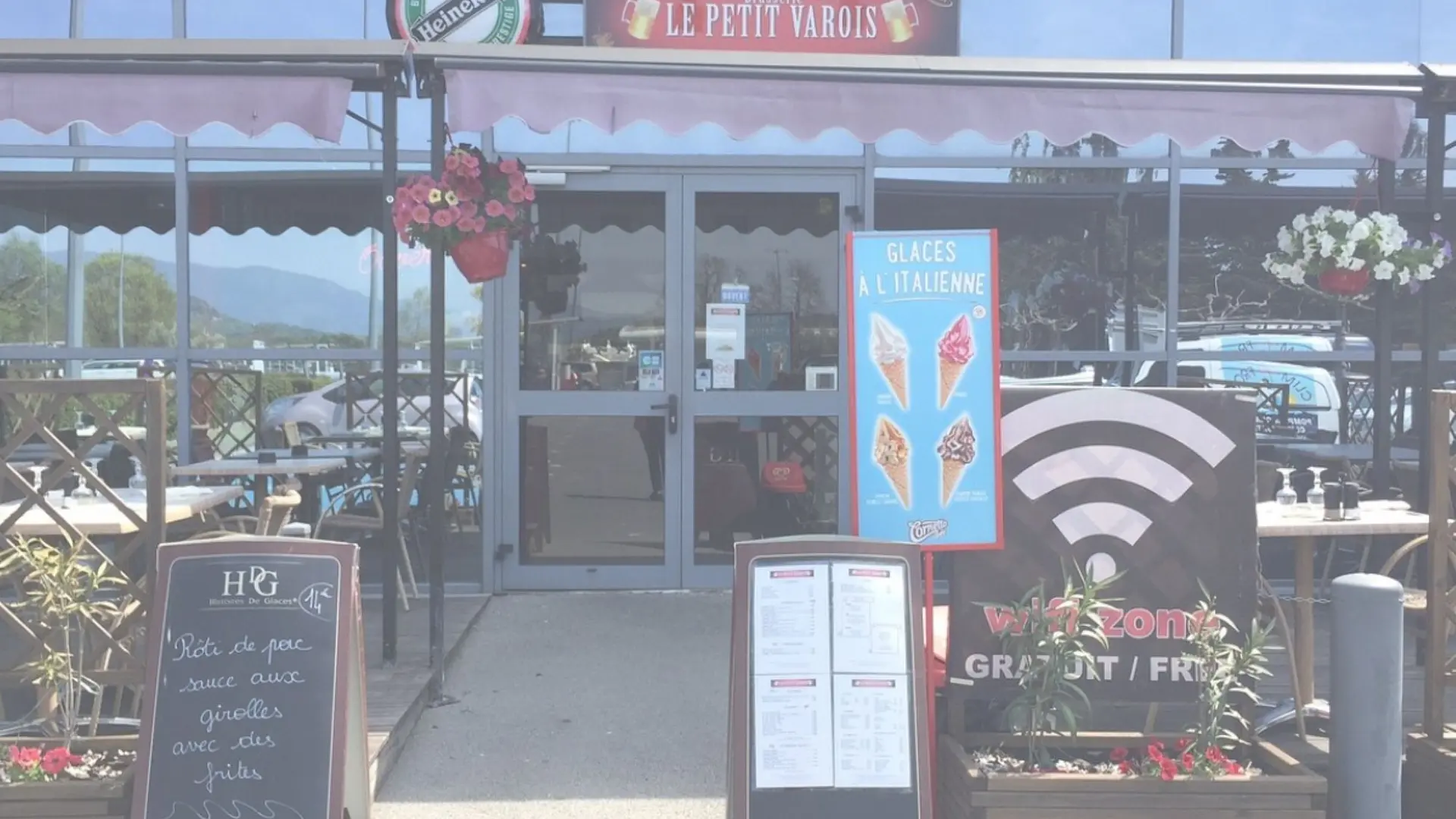 Entrée du restaurant