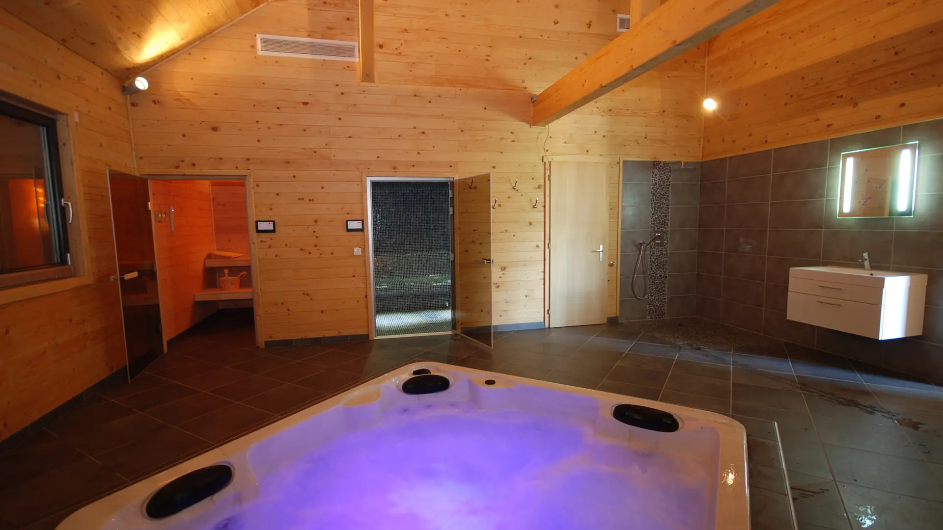 ESPACE BALNEOTHERAPIE