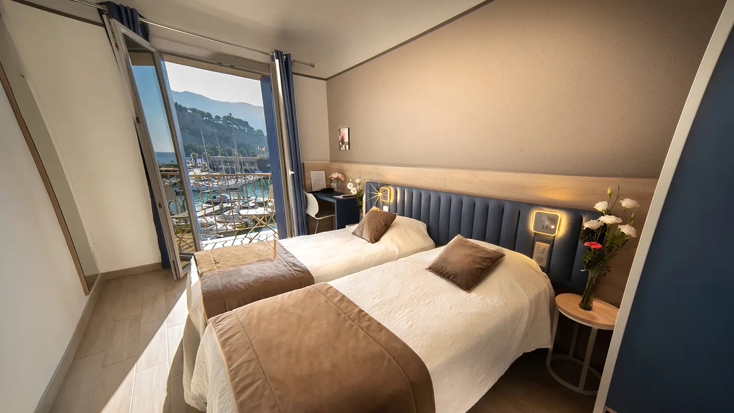 Chambre hôtel Le Golfe à Cassis