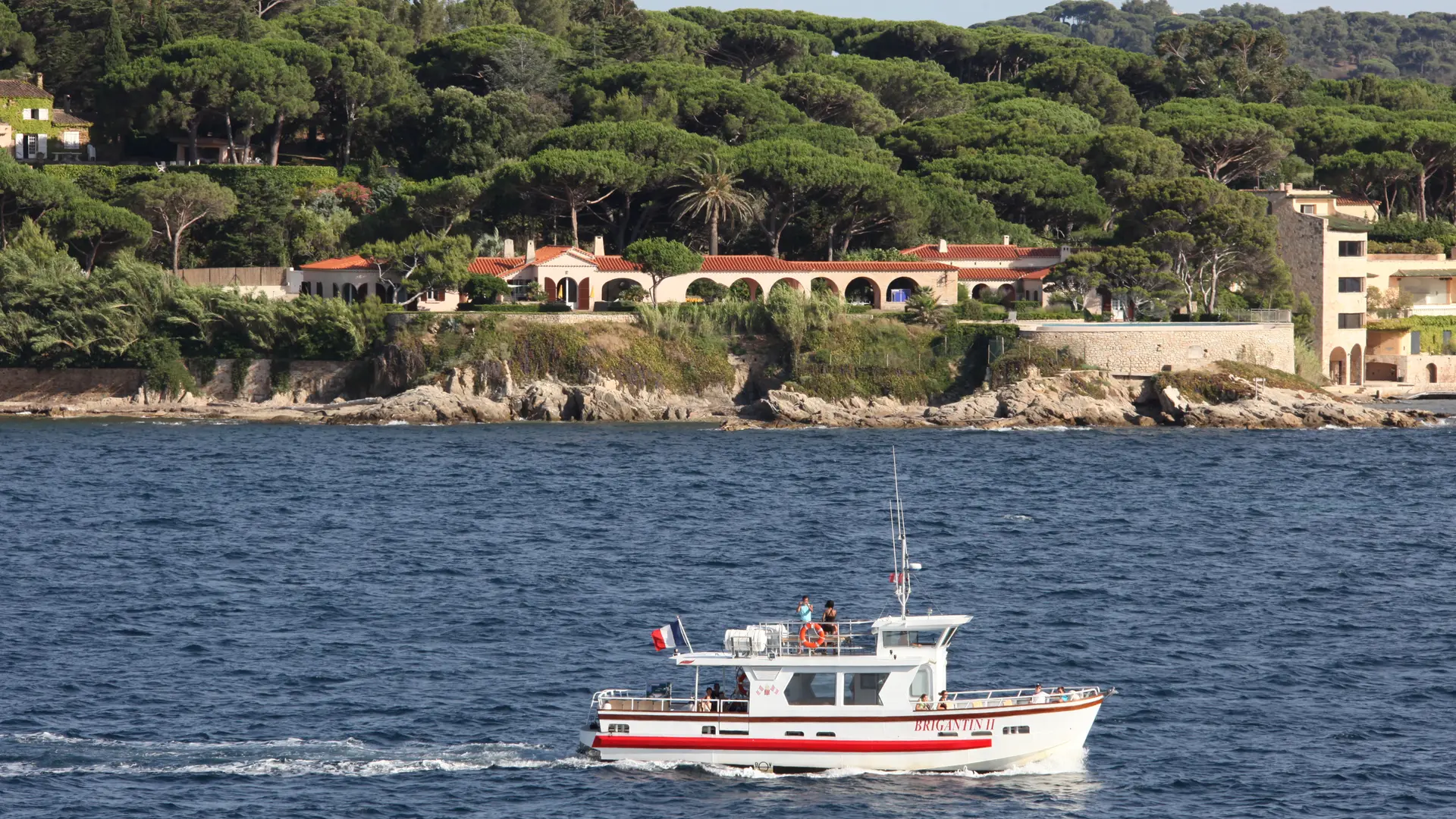 Sortie en mer sur le Brigantin II découverte de la baie de Saint-Tropez