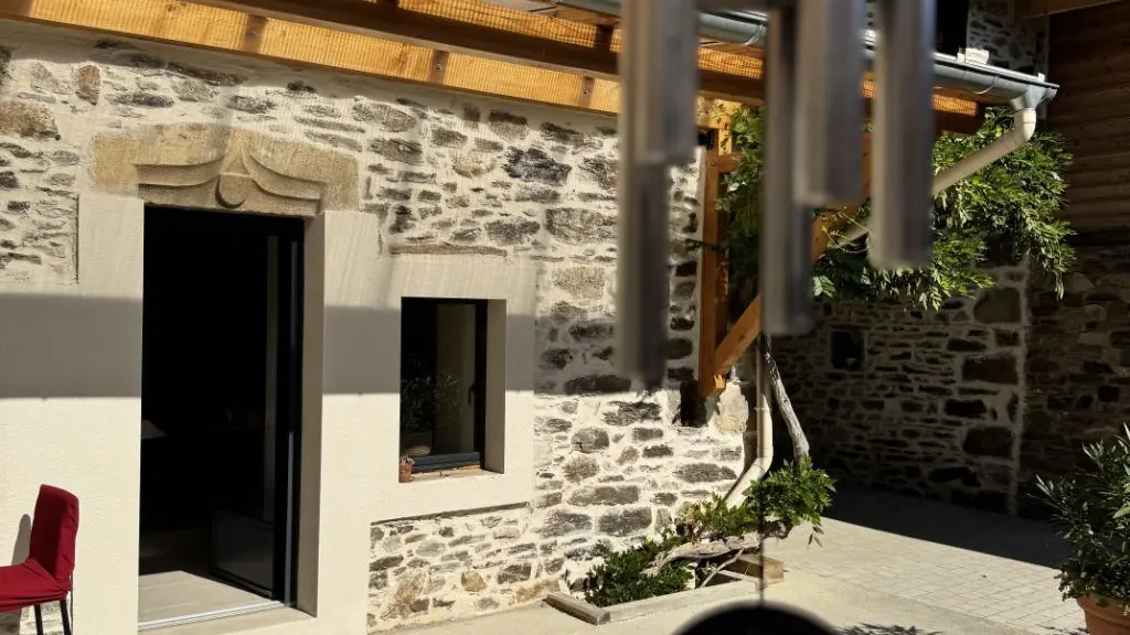 la terrasse ensoleillée