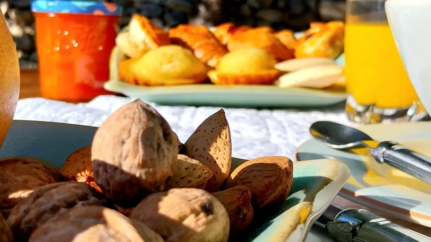 Le petit déjeuner en extérieur