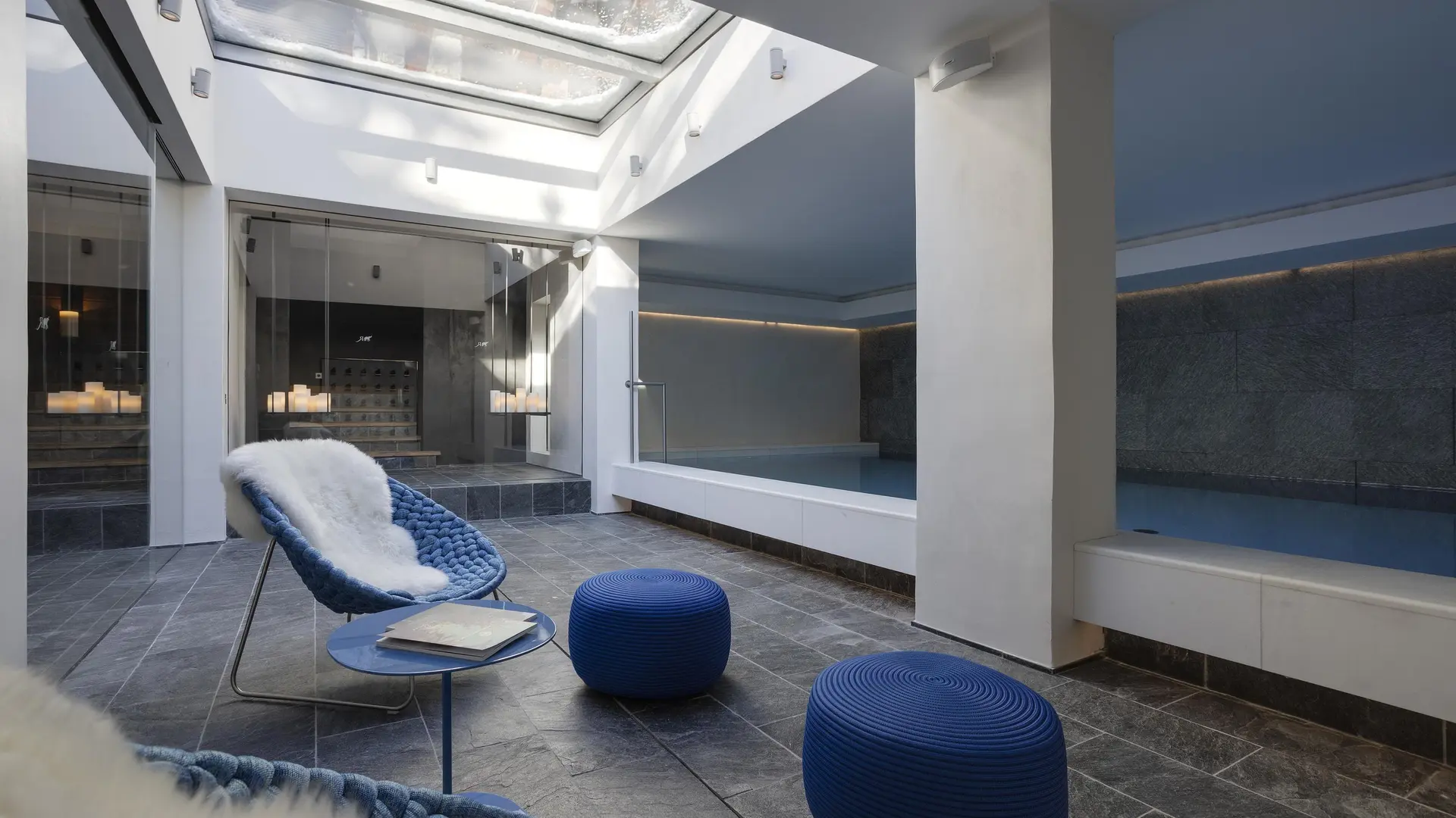 Espace détente avec piscine intérieure chauffée et privative, fitness, Hammam et salle de massages