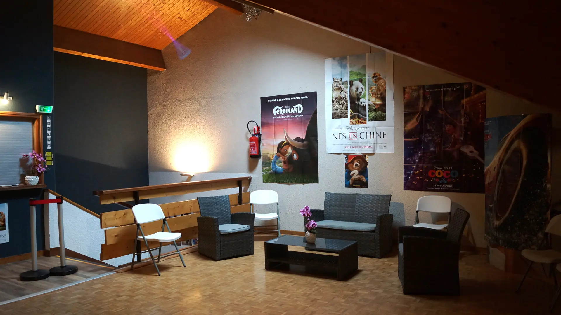La Toussuire Cinéma salon 1er étage