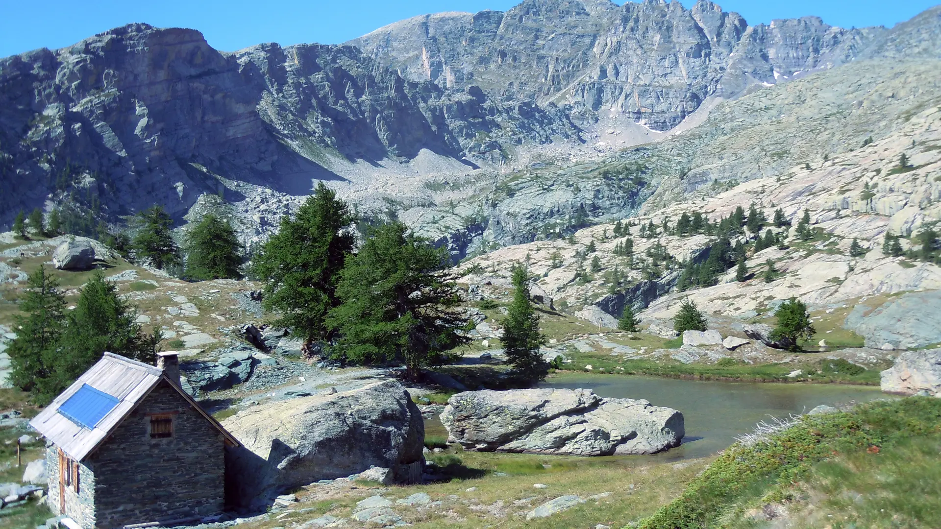 Vallée de Fontanalbe lacs Jumeaux mont Bego