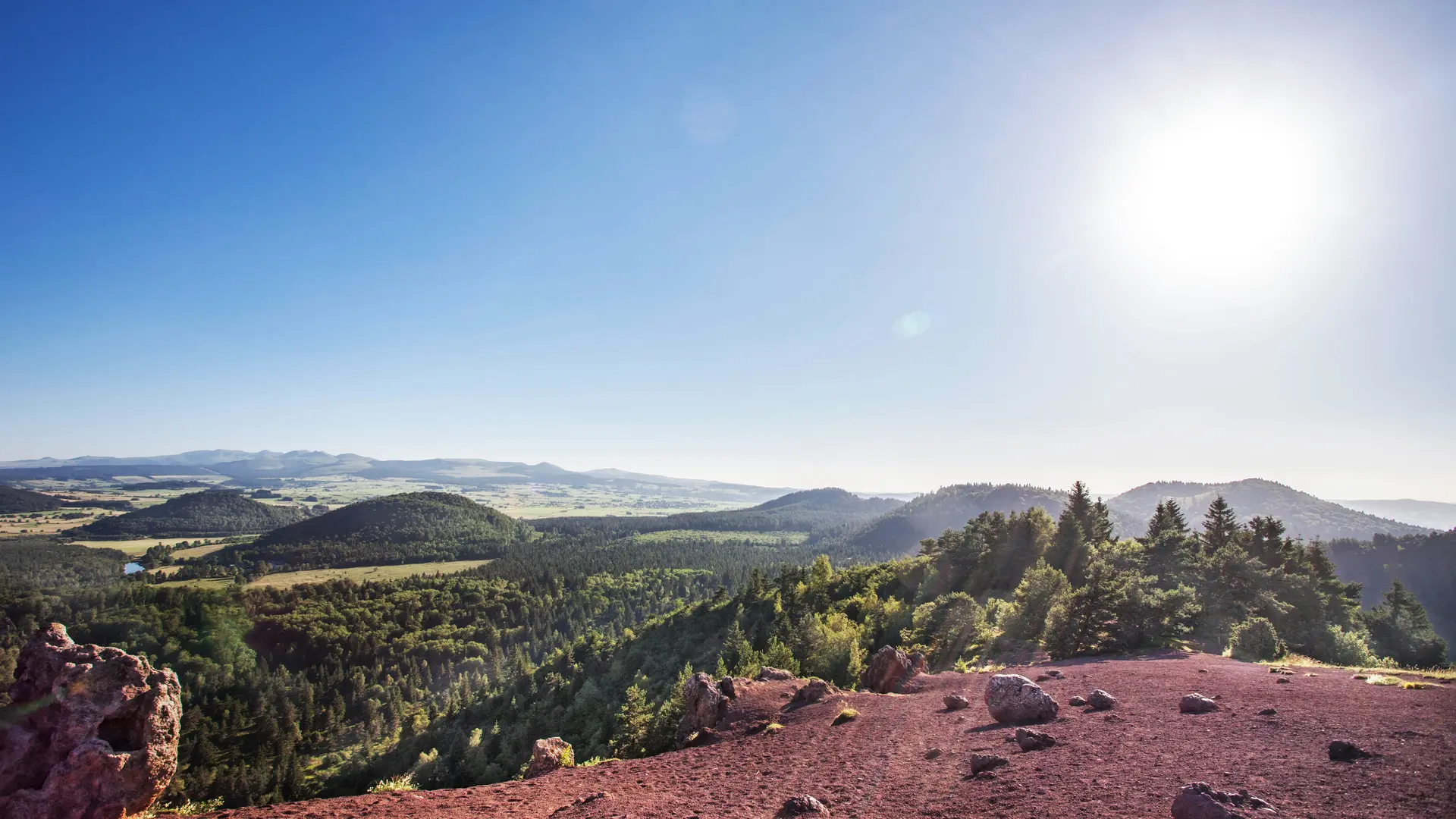 Puy de la vache dans la Chaîne des Puys