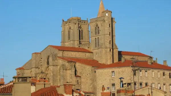 Village de caractère Saint-Bonnet-le-Château