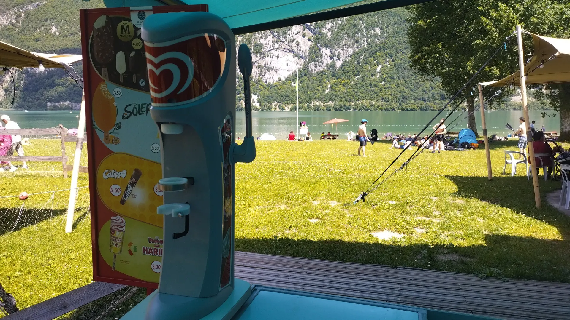 Glaces sur la plage de Pré Argent