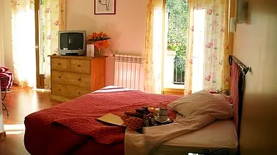 HOTEL RESTAURANT LE MONT BARRAL - Chambre