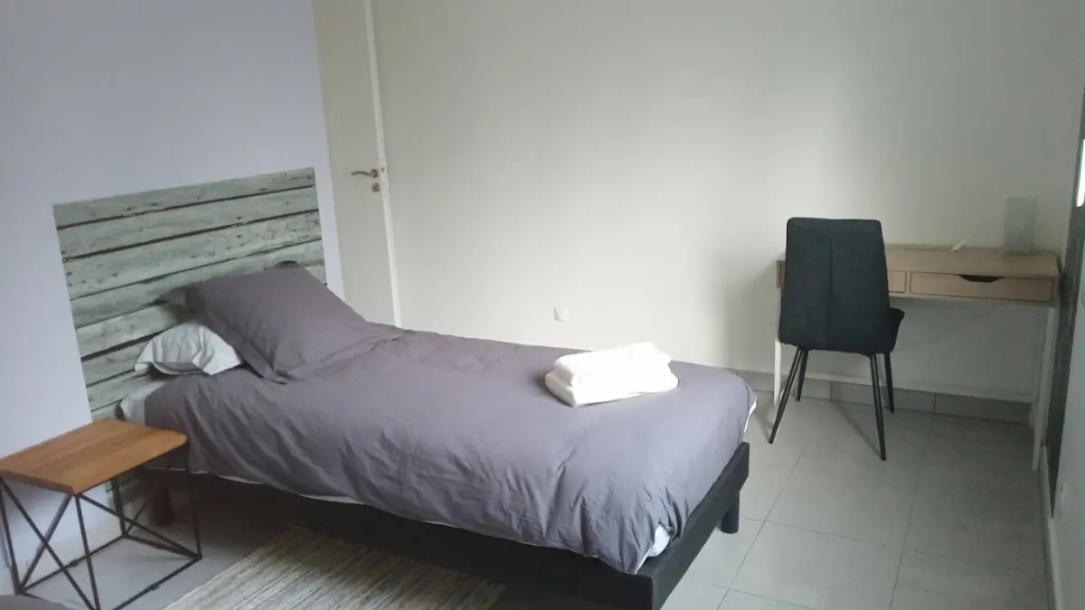 Gîte Ains'Temps Bugey Coin Bureau - Télétravail grâce à WIFI par fibre