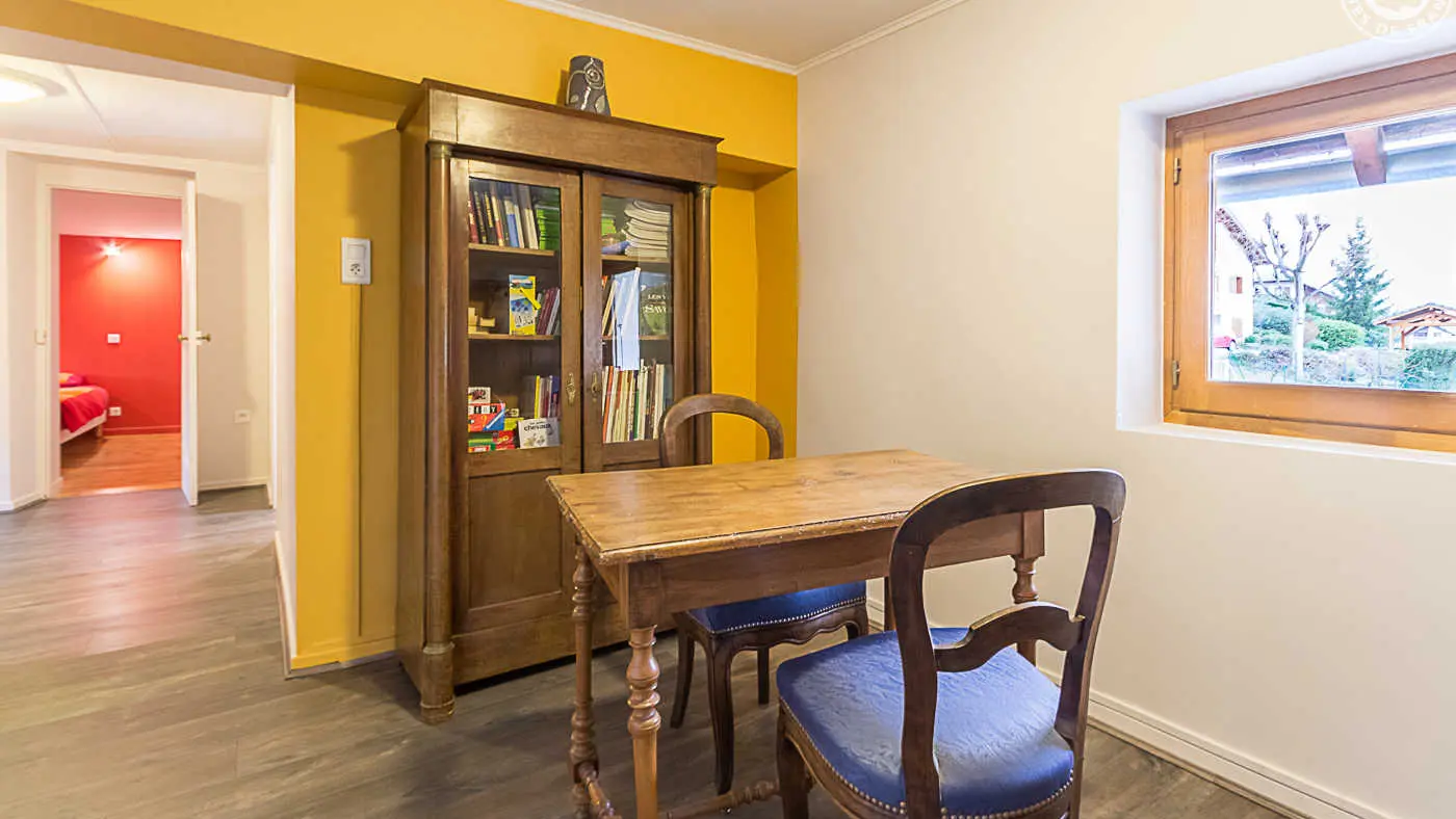 Coin jeux et/ou lecture sur palier à l'étage.