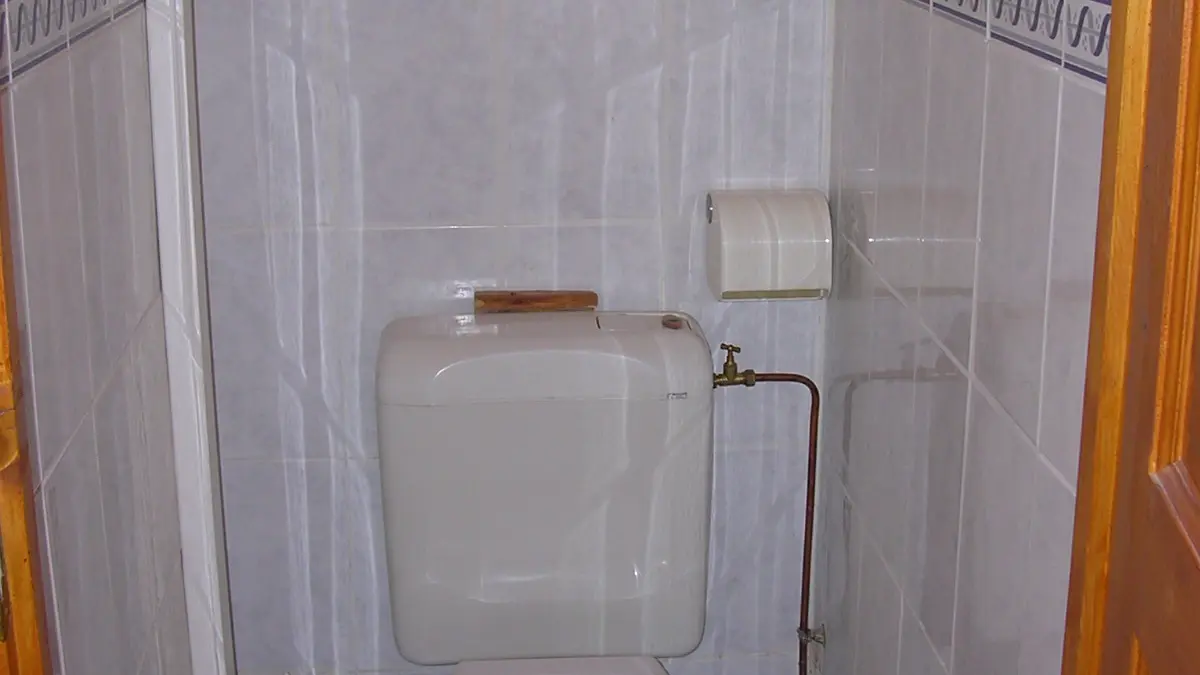Toilettes séparées