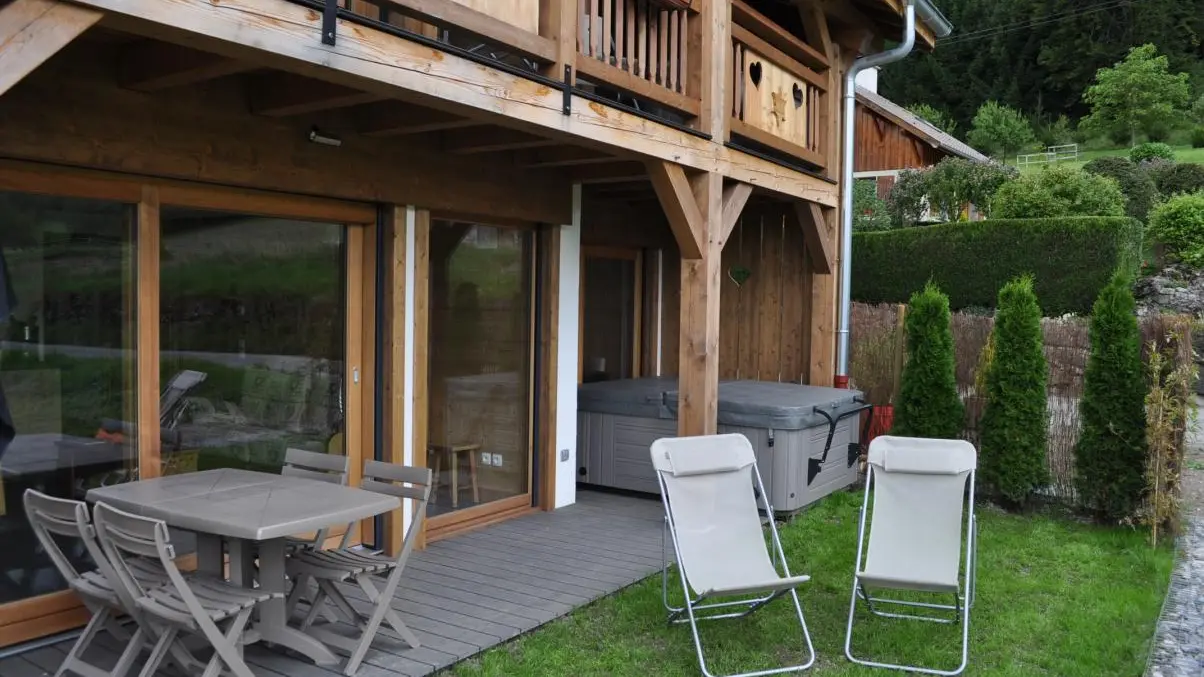 Terrasse avec SPA